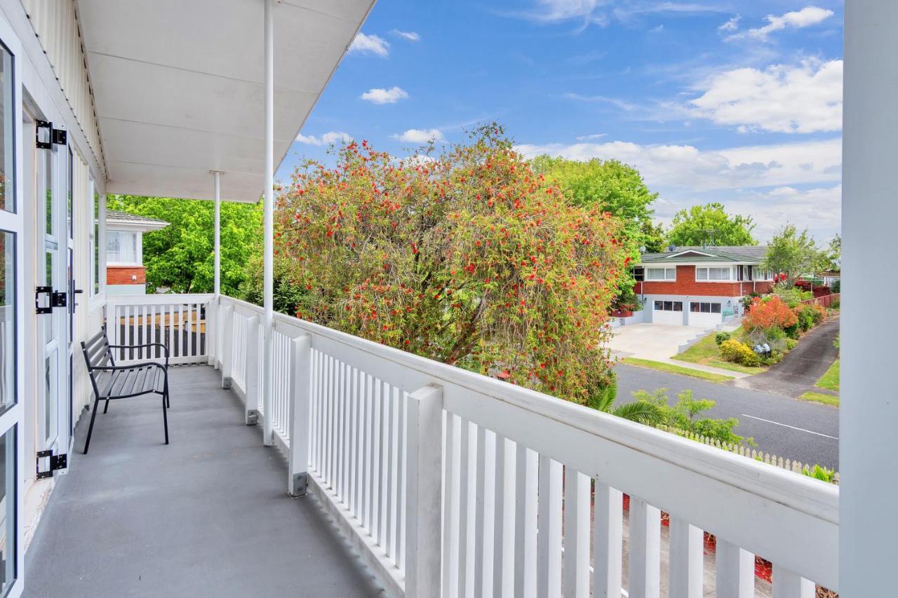 Fabulous Three Bedroom Home In Pakuranga Auckland Exterior photo