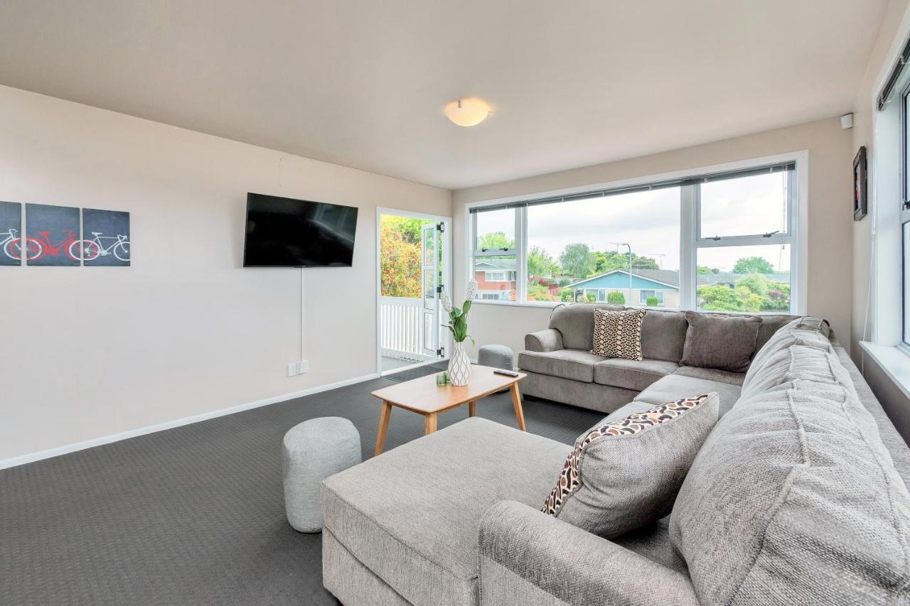 Fabulous Three Bedroom Home In Pakuranga Auckland Exterior photo